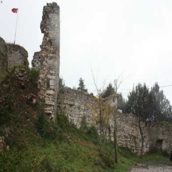 Akçakoca Ceneviz Kalesi Düzce