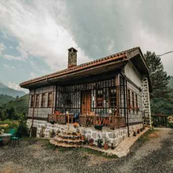  Babalık Doğal Yaşam Konağı Fındıklı / Rize