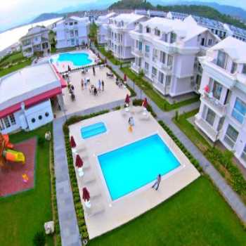  Daphne Residence Çalış Mevkii / Muğla