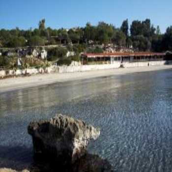 Ekmeksiz Plajı İzmir