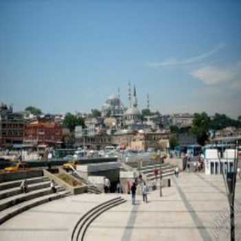 Eminönü Meydanı İstanbul