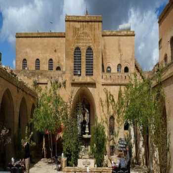 Gelüşke Hanı Mardin