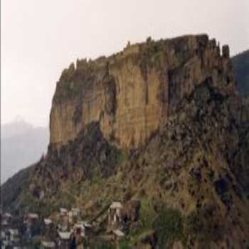 Gevhernik Kalesi Artvin