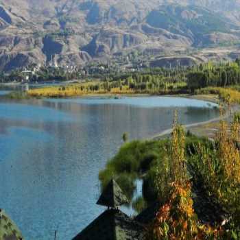 Hazar Gölü Plajı Elazığ