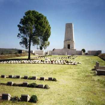 Lone Pine Mezarlığı ve Anıtı Çanakkale