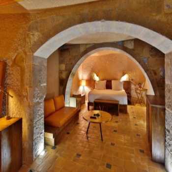  Millstone Cave Suites Kapadokya / Nevşehir