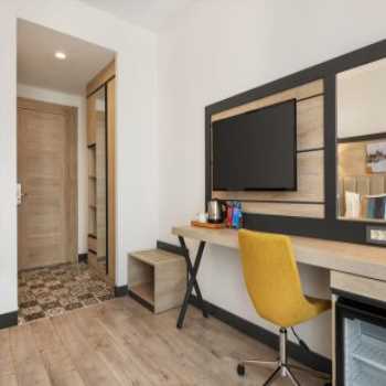  Ramada Encore Basin Ekspres Küçükçekmece / İstanbul