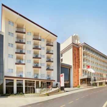  Ramada Hotel & Suites By Wyndham Kuşadası Kuşadası / Aydın