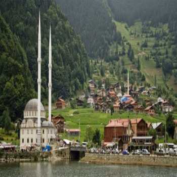 Uzungöl Camii Trabzon